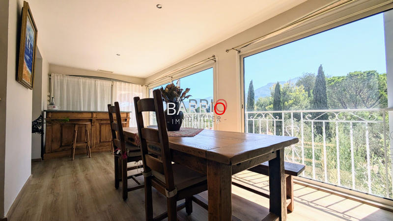 Villa - 160 m² - 6 pièces