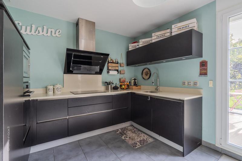 Maison - 170 m² - 8 pièces