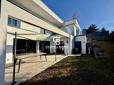 Villa - 157 m² - 7 pièces