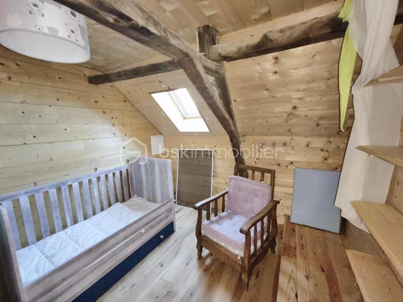 Propriété - 112 m² - 6 pièces