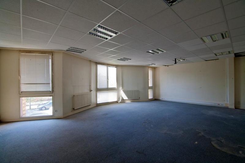Bureau - 473 m²