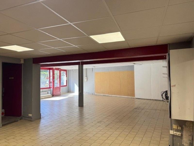 Local commercial - 250 m² - 3 pièces