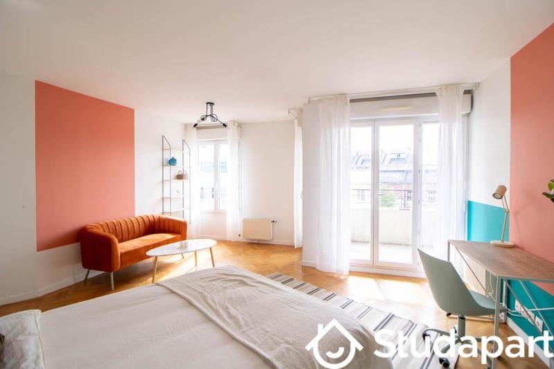 Chambre - 12 m² - 1 pièce