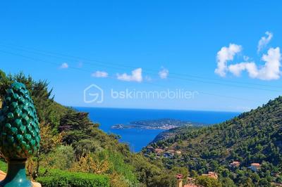 Maison jumelée - 160 m² - 4 pièces