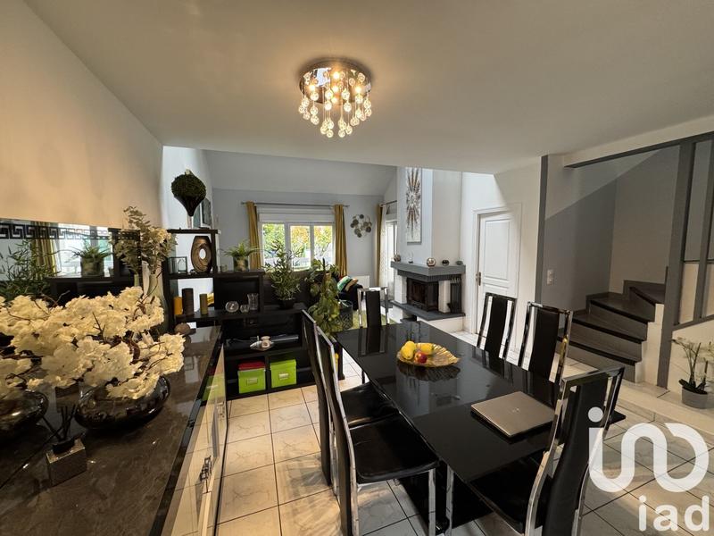 Maison - 110 m² - 5 pièces