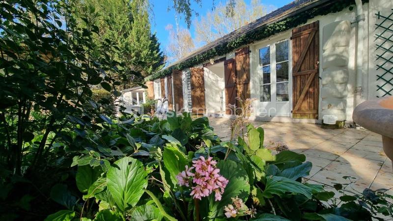 Maison traditionnelle - 164 m² - 7 pièces