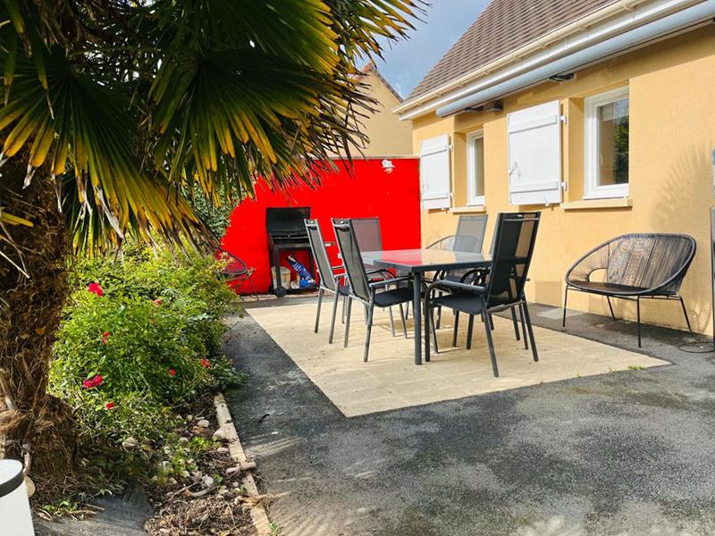 Maison - 140 m² - 6 pièces