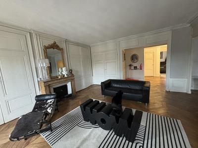 Appartement - 76 m² - 2 pièces