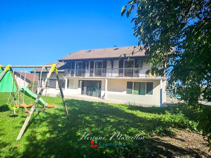 Maison - 254 m² - 5 pièces