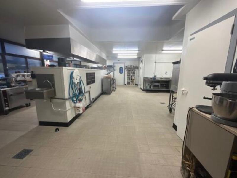 Fonds de commerce - 380 m²