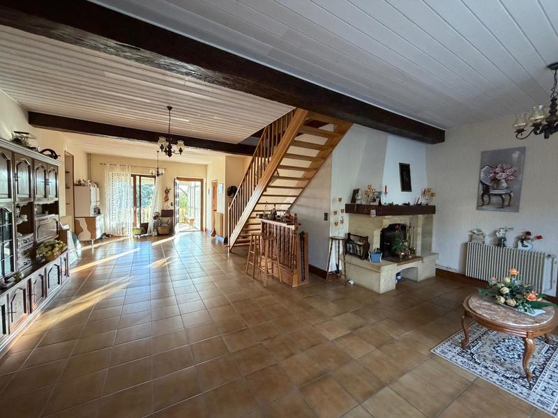Maison - 141 m² - 5 pièces
