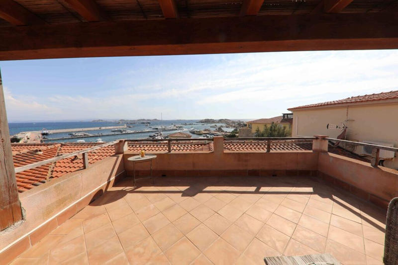 Appartement - 200 m² - 10 pièces