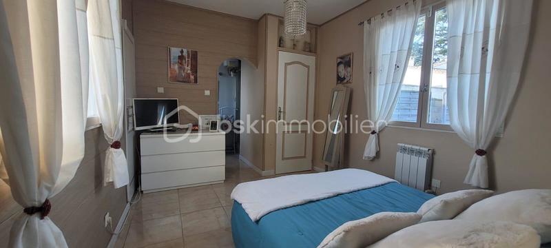 Maison - 98 m² - 6 pièces