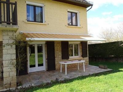 Maison - 200 m² - 10 pièces