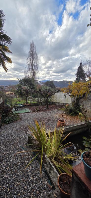 Maison - 101 m² - 6 pièces