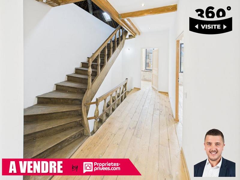 Maison - 281 m² - 10 pièces