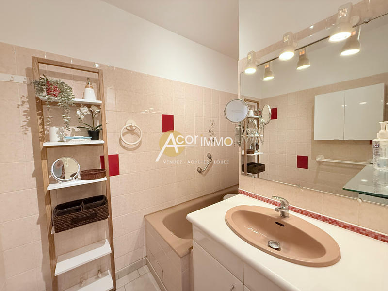 Appartement - 63 m² - 2 pièces