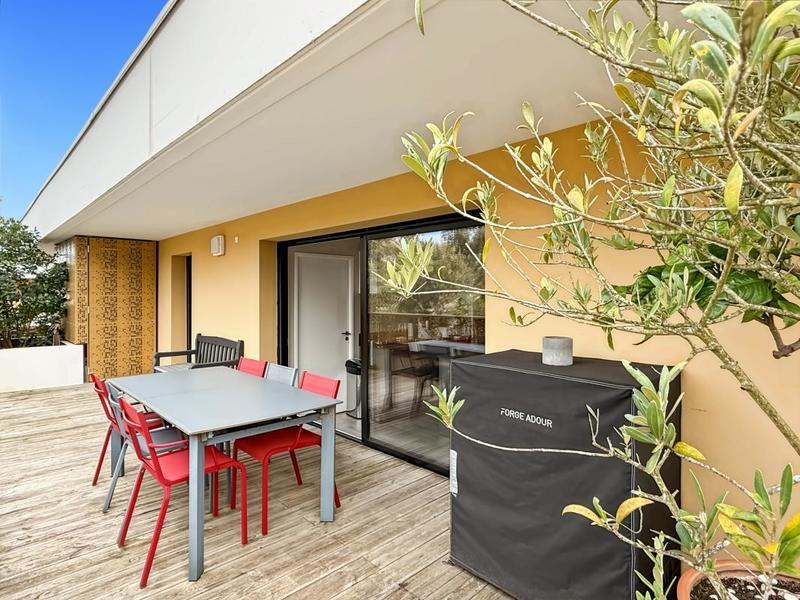 Appartement - 83 m² - 4 pièces