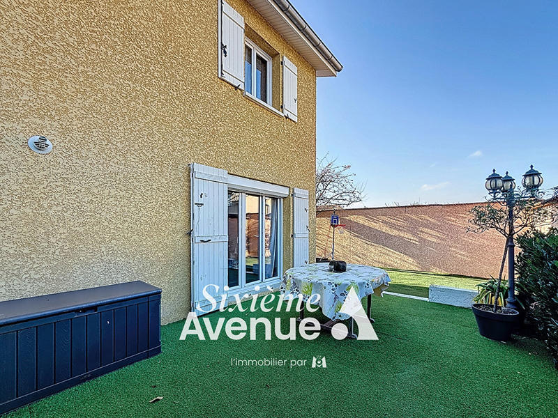 Maison - 104 m² - 5 pièces