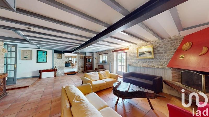 Maison - 345 m² - 15 pièces