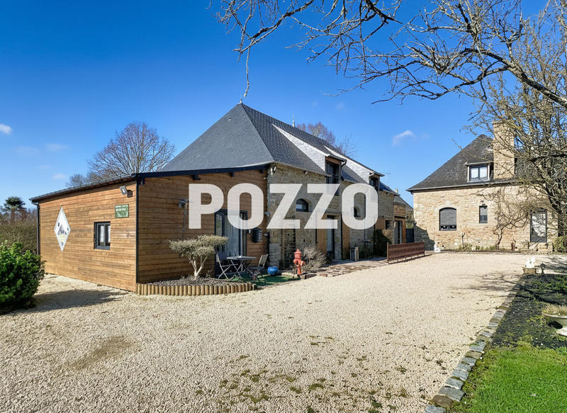 Maison - 311 m² - 12 pièces