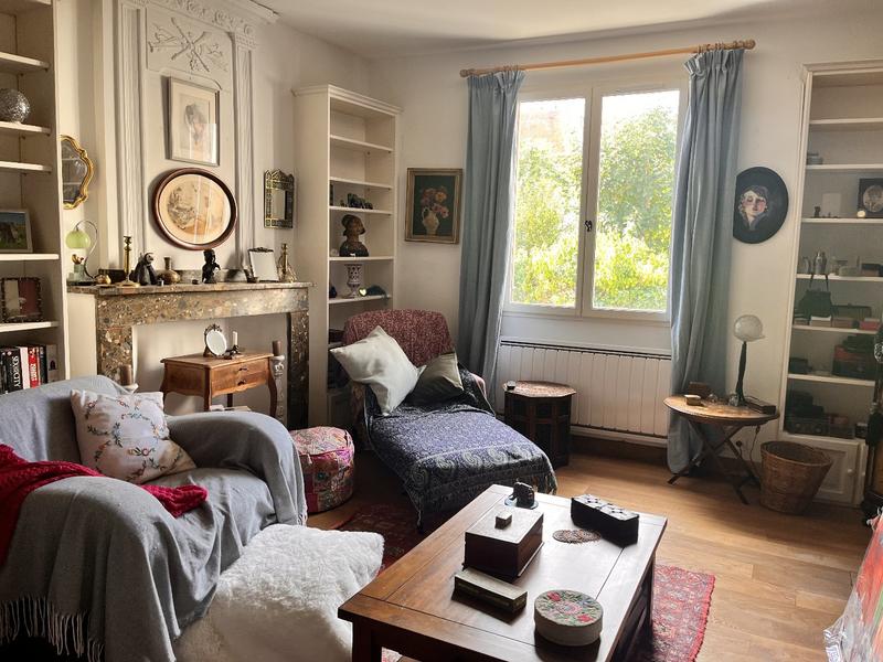 Maison - 250 m² - 10 pièces