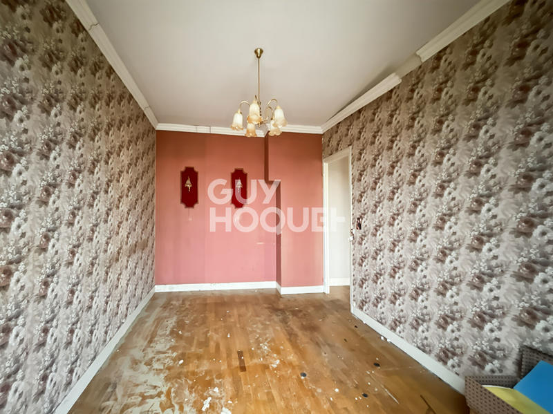 Maison - 206 m² - 8 pièces