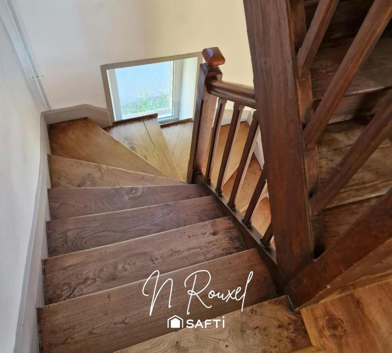 Maison - 180 m² - 7 pièces