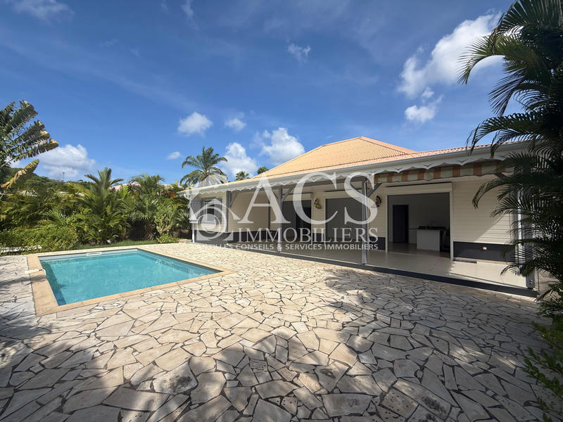 Maison - 115 m² - 5 pièces