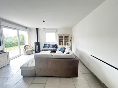 Maison - 110 m² - 6 pièces