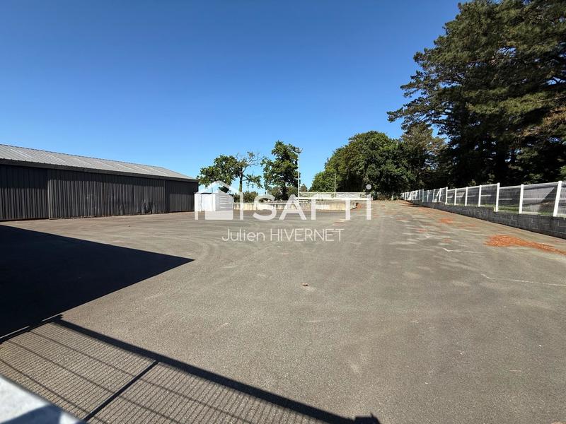 Local commercial - 1 100 m² - 5 pièces