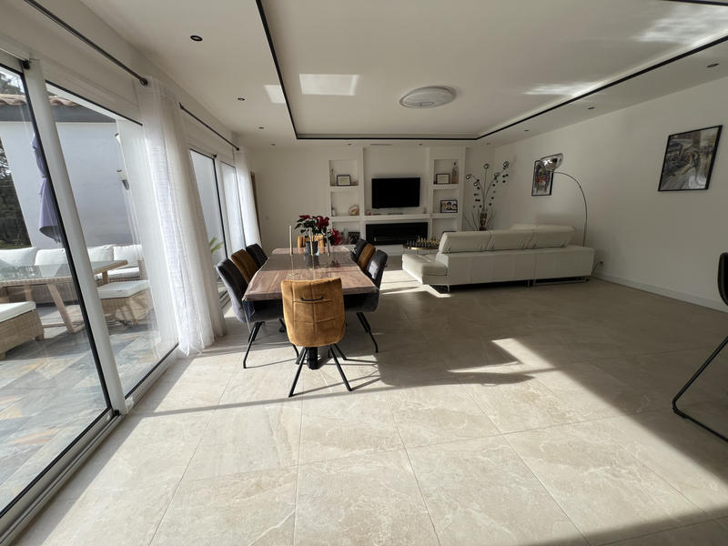 Maison - 164 m² - 6 pièces