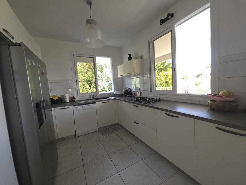 Maison - 184 m² - 7 pièces