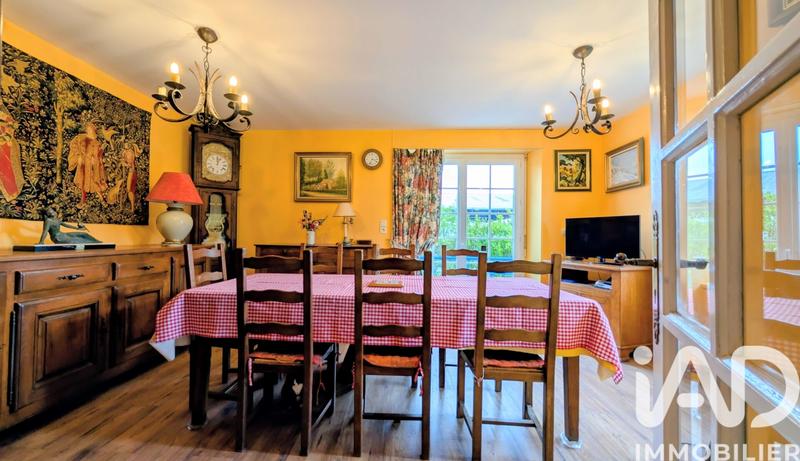 Maison - 177 m² - 10 pièces