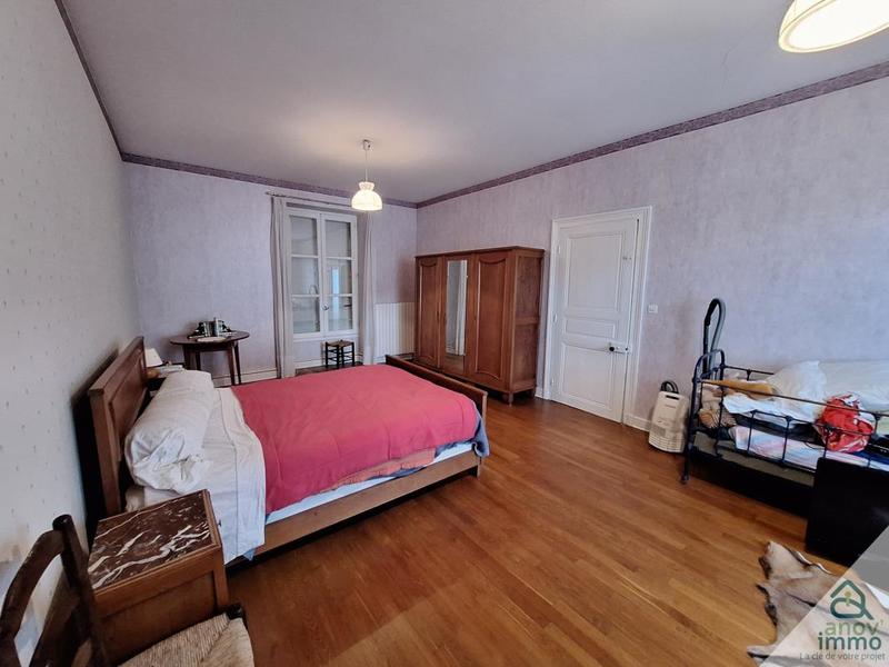 Maison de ville - 180 m² - 7 pièces