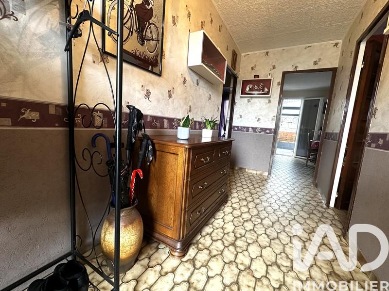 Maison - 95 m² - 5 pièces