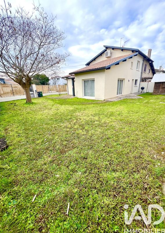 Maison - 120 m² - 6 pièces