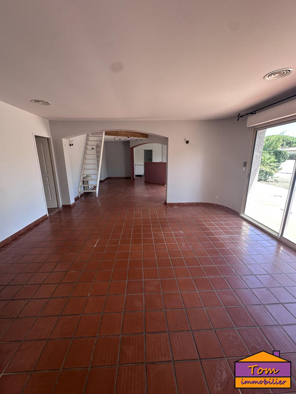 Maison - 140 m² - 5 pièces