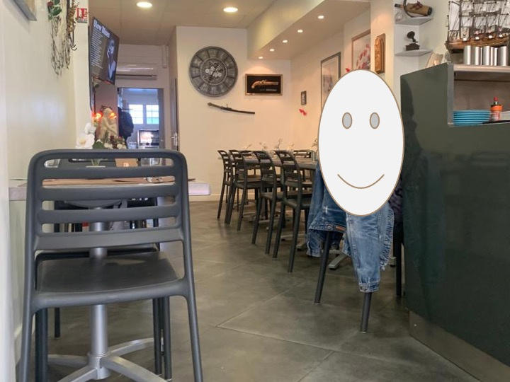 Fonds de commerce - Magasins - 62 m²