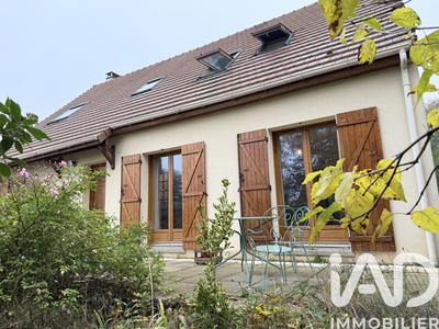 Maison - 147 m² - 8 pièces