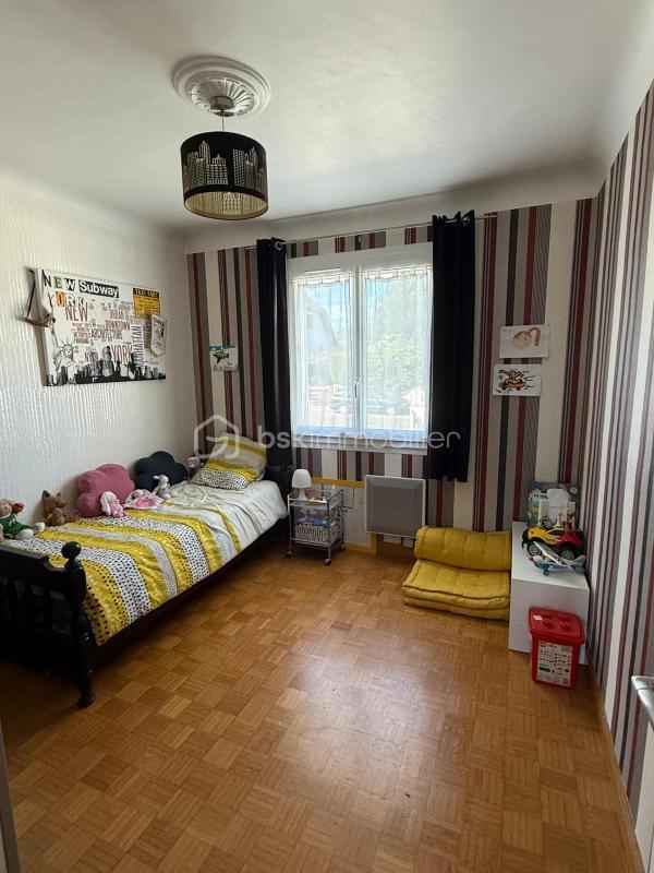 Maison - 127 m² - 7 pièces