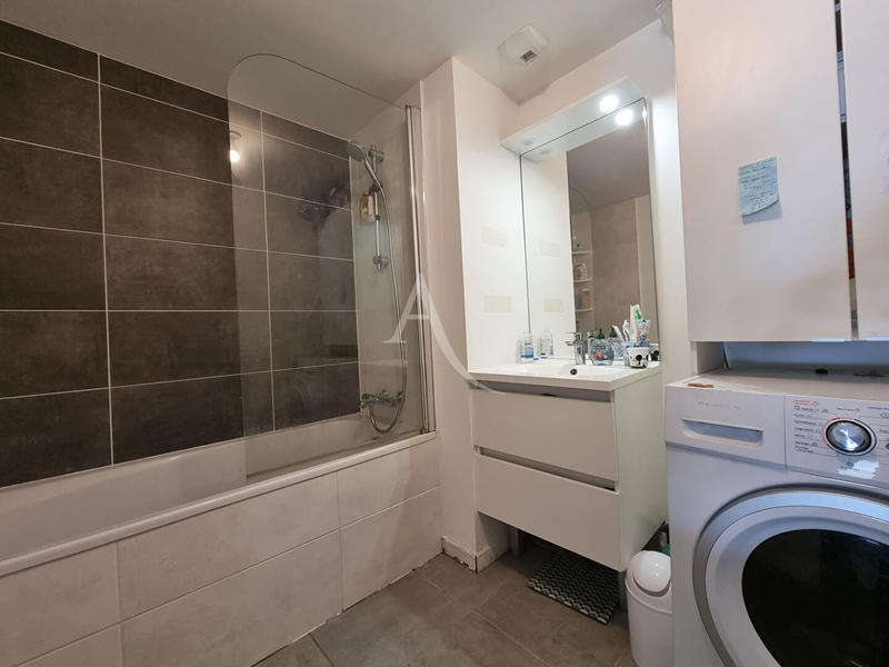 Appartement - 76 m² - 4 pièces