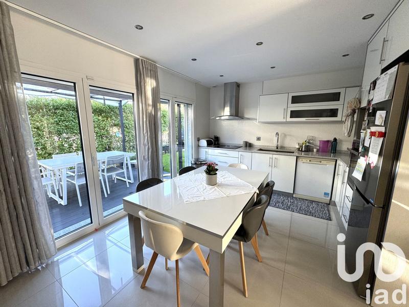 Maison - 130 m² - 5 pièces