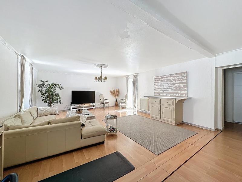 Maison - 190 m² - 6 pièces