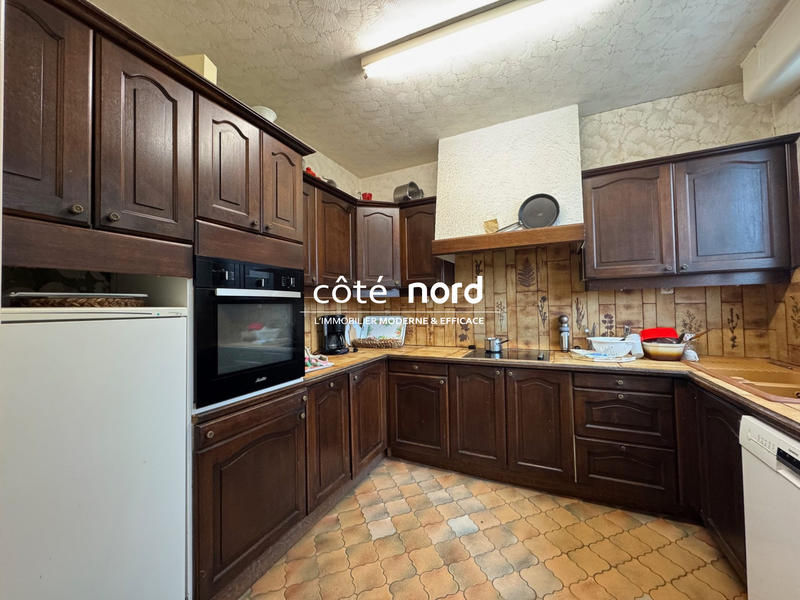 Maison - 188 m² - 8 pièces