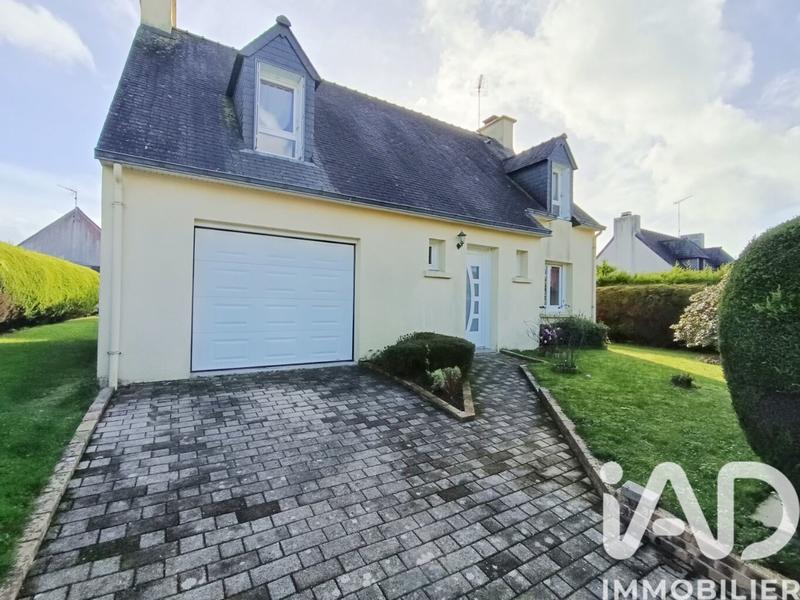 Maison - 90 m² - 5 pièces