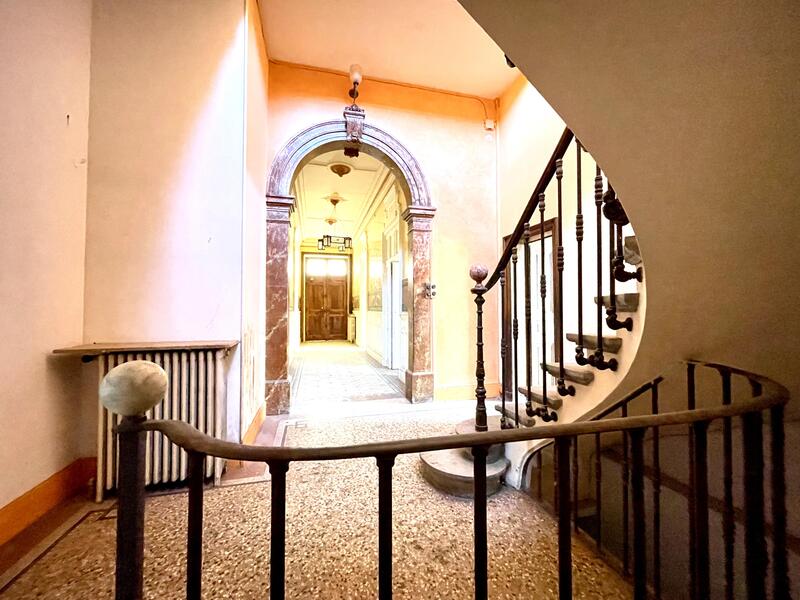 Maison de maîtres - 372 m² - 17 pièces