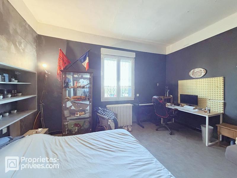 Maison - 479 m² - 9 pièces