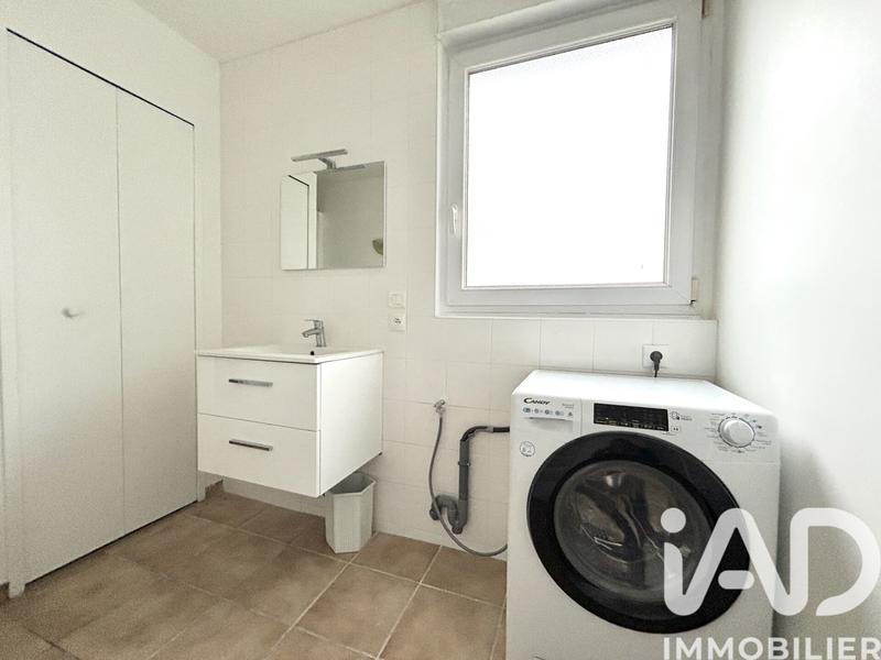 Studio - 30 m² - 1 pièce