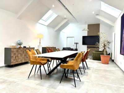 Maison - 180 m² - 5 pièces